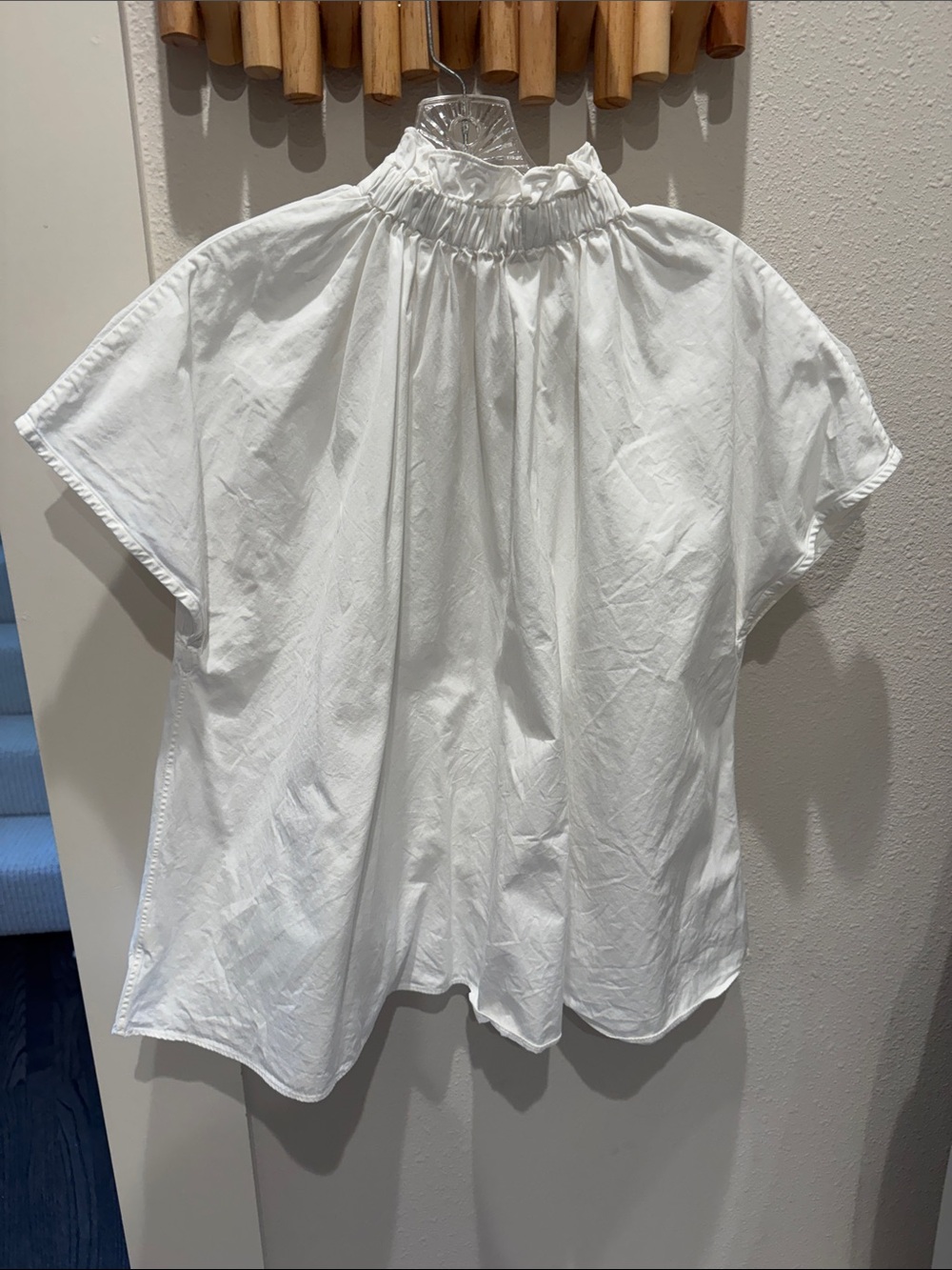 ANN MASHBURN White Ruffled Collar Short Sleeve Blouse - Picture 4 of 6